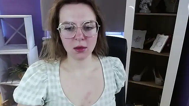 Chatroom XXX en direct de Zoey_Erotic