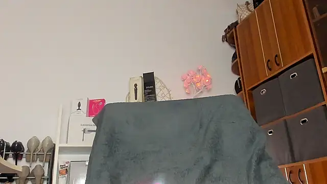 Naughtylov3: онлайн-секс-чат