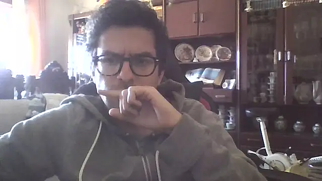 Chatroom XXX en direct de RikCum4u