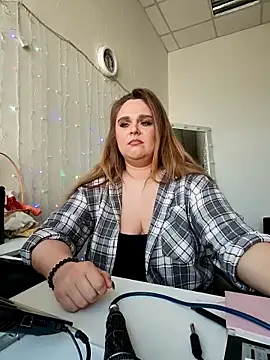 Juicy_PeachLux Live XXX-Chat