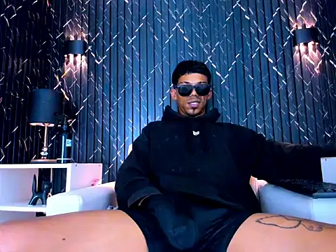 Gregory_Sforza's Live XXX Chat