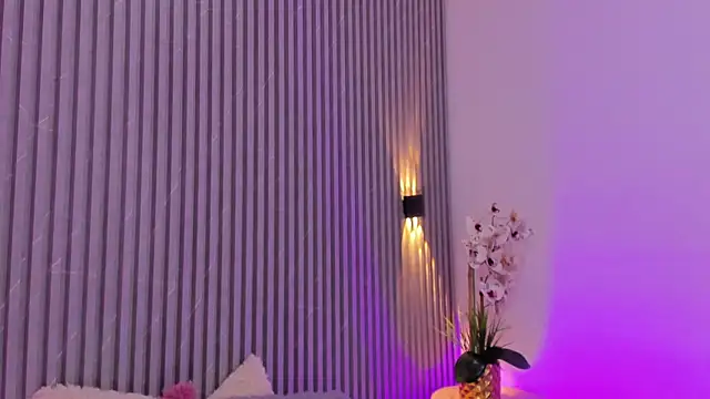 DAFNECOX Adlı Modelin Canlı XXX Sohbeti