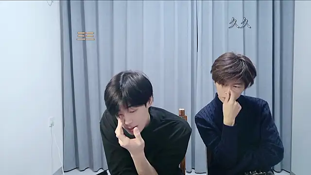 stripcha-798のウェブカメラショー