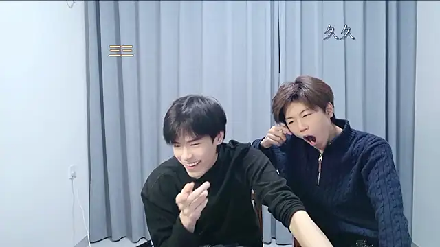 stripcha-798 ওয়েবক্যাম শো