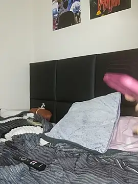 Aranzatits Adlı Modelin Canlı XXX Sohbeti