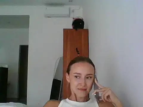 Nyvoria Live XXX-Chat