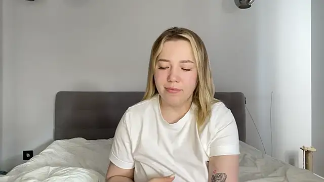 alyrasun Adlı Modelin Canlı XXX Sohbeti