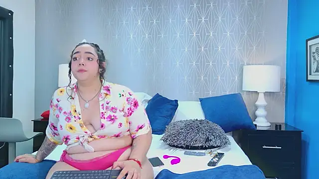 VioletMonroee's Live XXX Chat