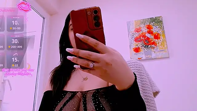 Minnie_Ella Live XXX-Chat