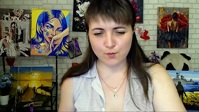 Darina_M_ Live XXX-Chat