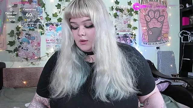 _CandyM1lky_ Chat XXX live