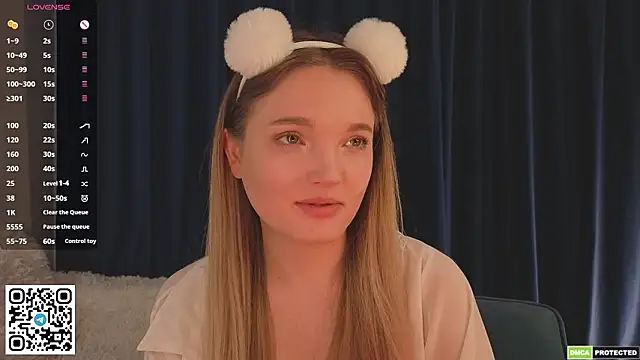 JulieLupo's Live XXX Chat