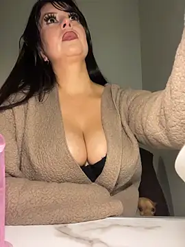 SereneCeline live XXX chat