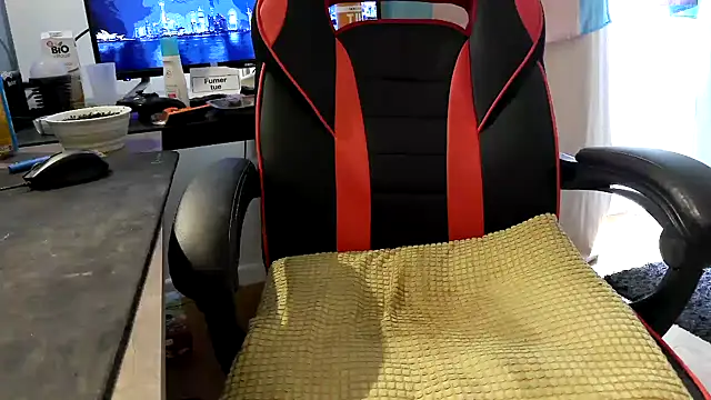 LovelyMeli Pertunjukan Webcam