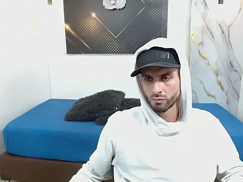 Вебкам-шоу KingOfTemptation