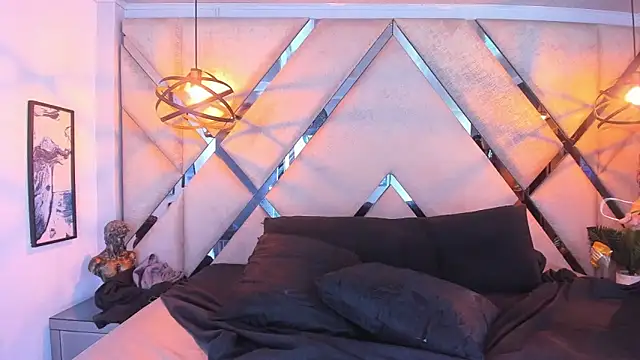 Luna_Cami4 Chat XXX live