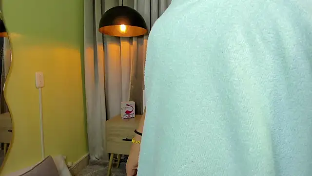 lia_sexx19's Live XXX Chat