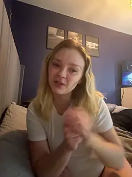 XXX chat uživo modela Sky25x