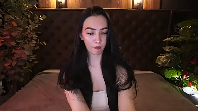 WildKittenX_ 即時 XXX 聊天