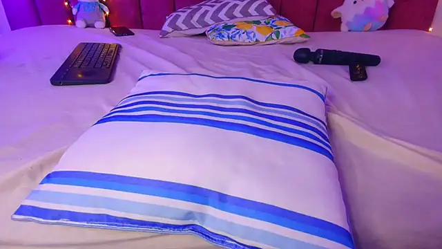 دردشة RominaaReyes الجنسية المباشرة