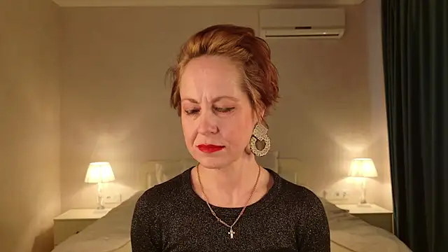 Chat +18 de LioraWeiss ao vivo