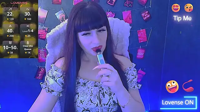 Czat XXX na żywo – Violla_My