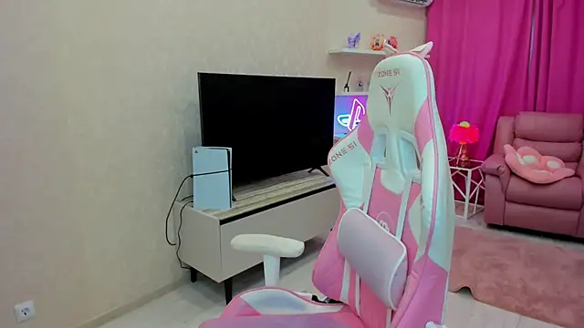 RedLipse Adlı Modelin Canlı XXX Sohbeti