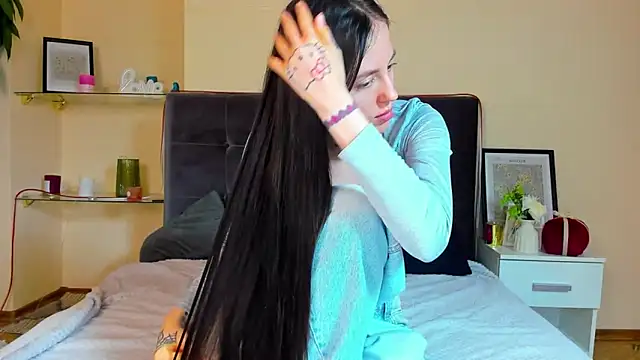 AdrianaCult – Naživo XXX chat