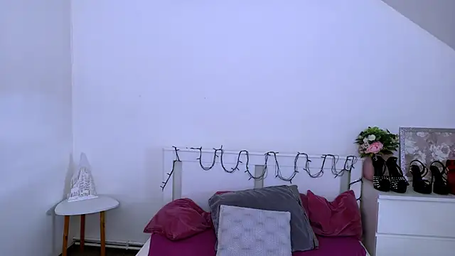 Chat +18 de GabiCarter ao vivo