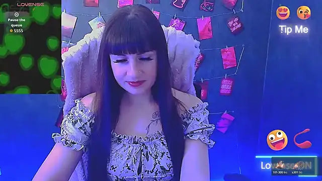 Chat +18 de Violla_My ao vivo