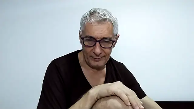 BIGUNCUTHARDCOCK's Live XXX Chat