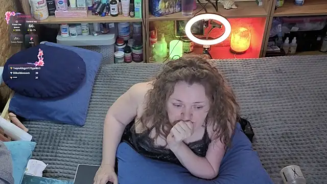 MiniNatalie élő XXX-chatje