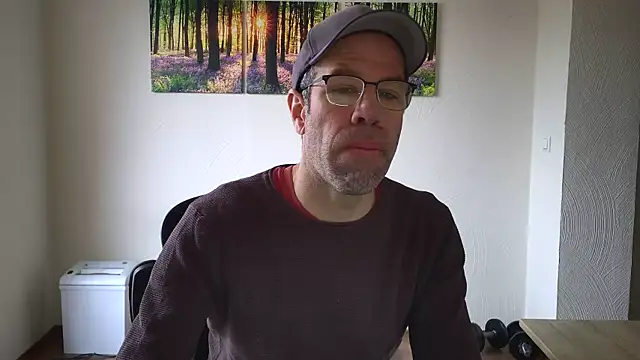 DaddyHarry_MatureStallion Webcam-Show