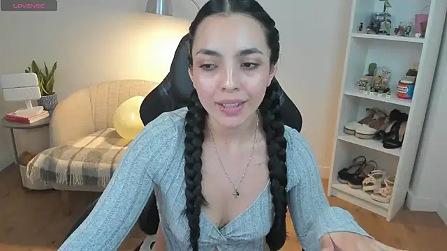 Živý XXX chat _BellaEvans_