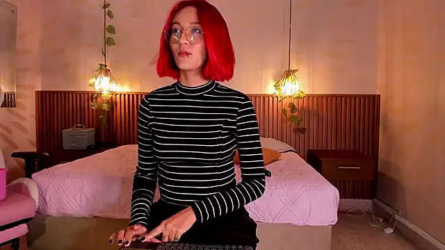 XXX chat uživo modela daphne_courtis
