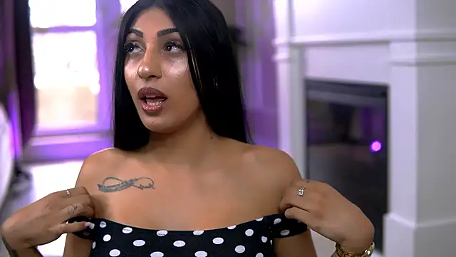 دردشة EmaHallee الجنسية المباشرة