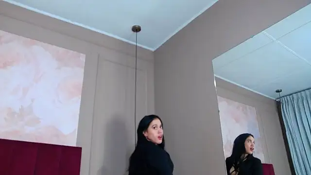 GiaTegel 现场XXX聊天