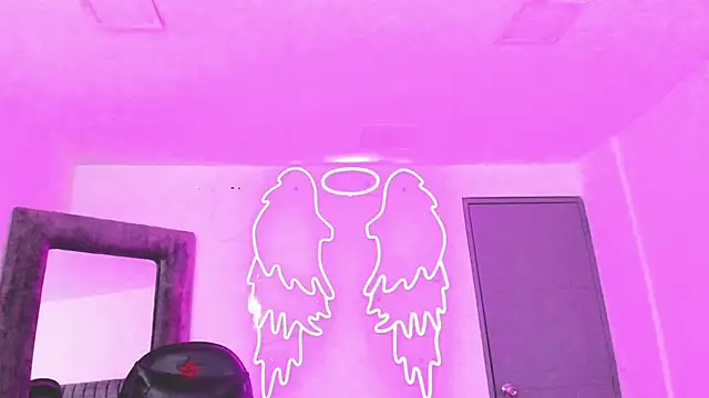 Evelin__thompsson: онлайн-секс-чат