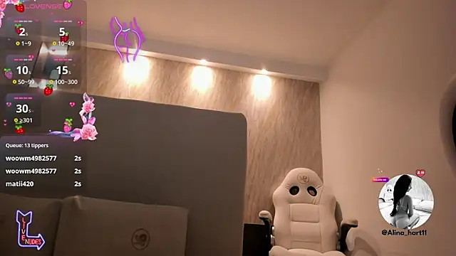 Chatroom XXX en direct de alina_hart