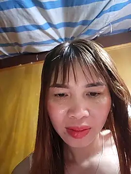 Reeoo-93: онлайн-секс-чат