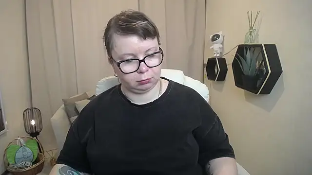 BonnnyBoobsy – webcam-show