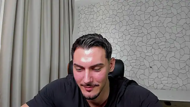 ClintMasters' Live XXX Chat