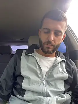 Pablo_Hornyguy95's Live XXX Chat