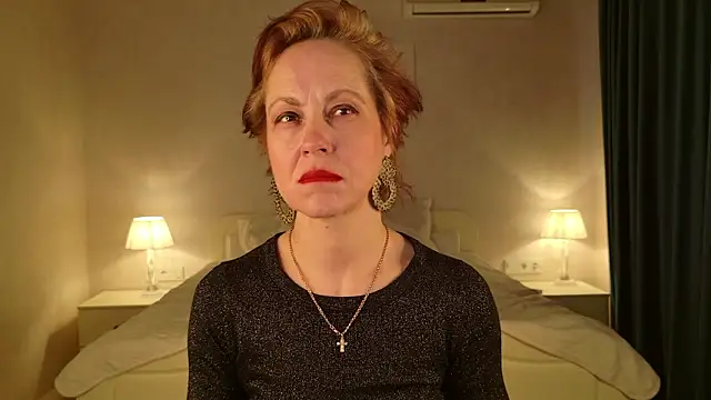 LioraWeiss লাইভ XXX চ্যাট