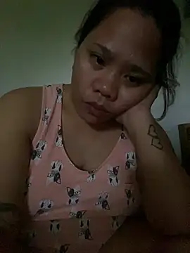 Czat XXX na żywo – _UrSingleMamiBella_