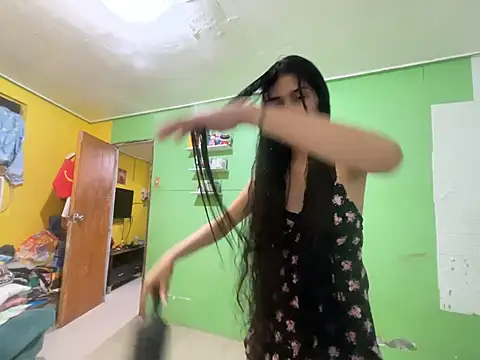 Sweetiebabe25's Live XXX Chat