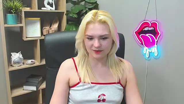 SweetLilyxo live XXX chat