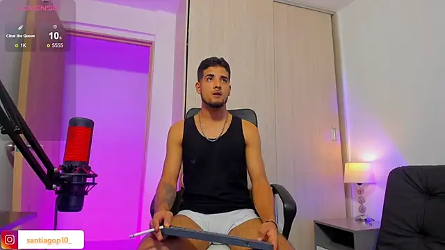 Alexx_Lord: διαδικτυακό σόου στην κάμερα