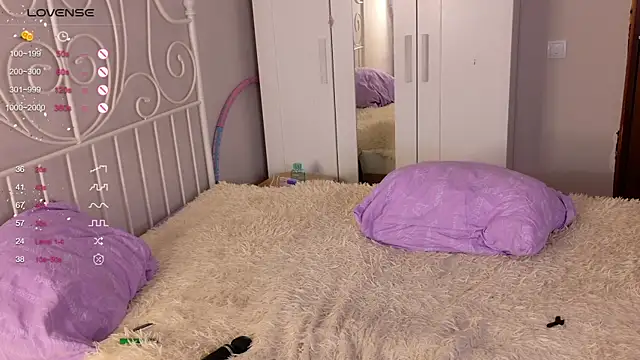 lilMelaniloveis 即時 XXX 聊天