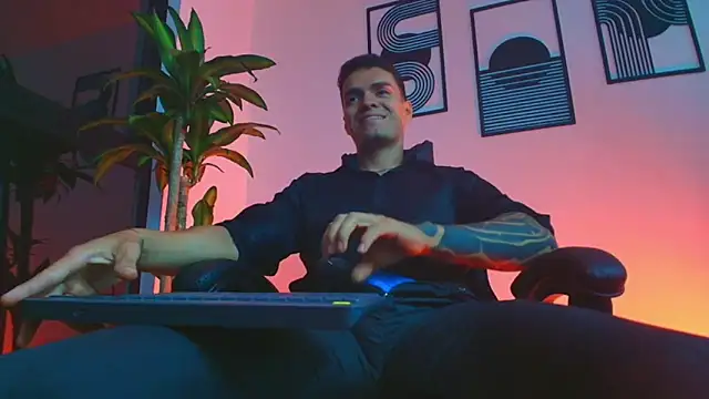 Webkamerová show ALPHA_DOMINUS_